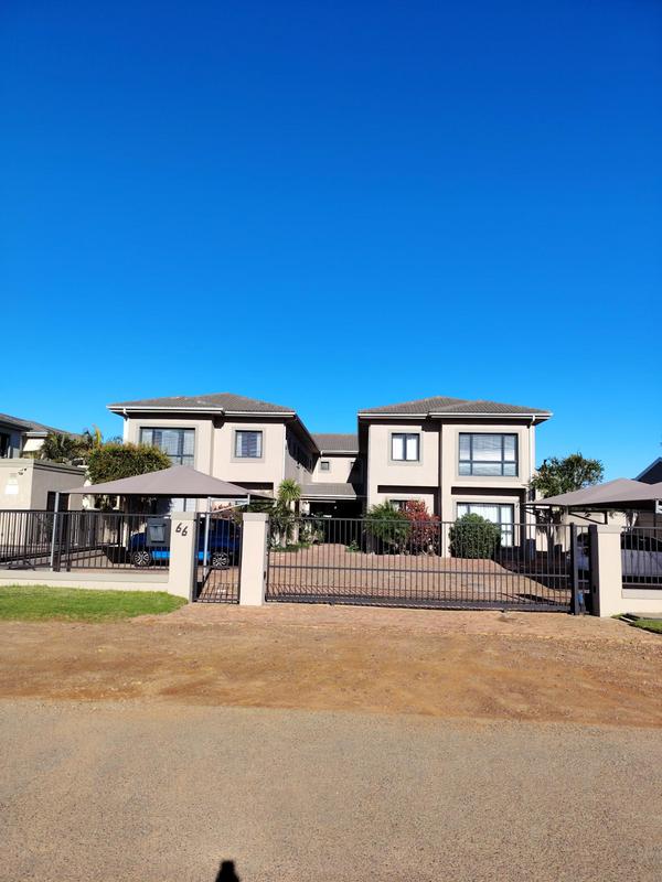 3 Bedroom Property for Sale in Sandbaai Western Cape